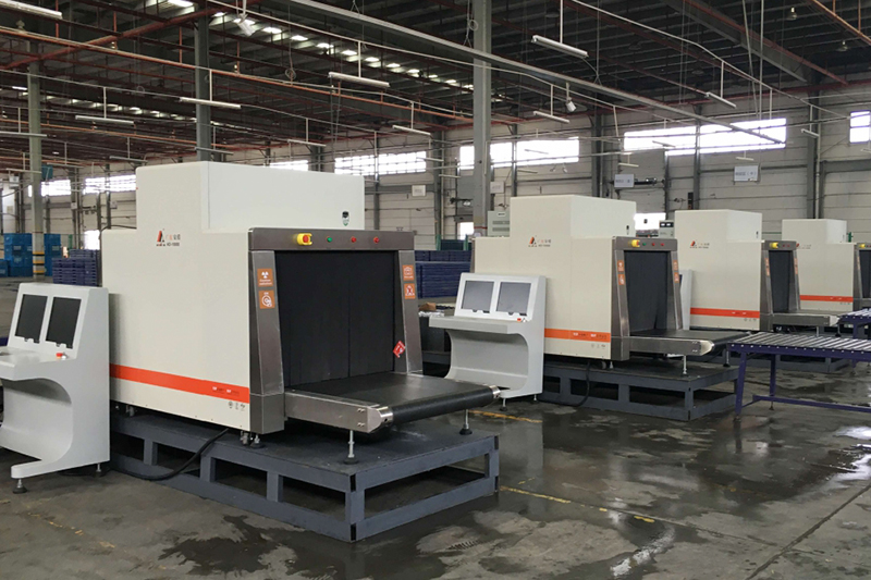 德邦物流快遞安檢現(xiàn)場