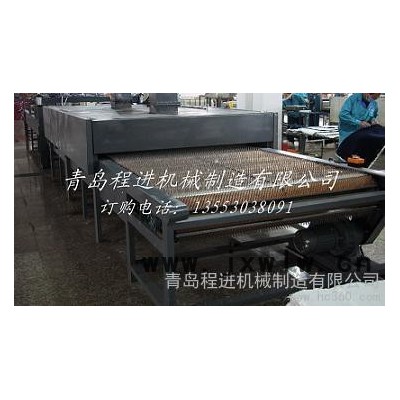 供應小塊地毯涂膠機地毯發(fā)泡機引進國外技術價格實惠（圖）