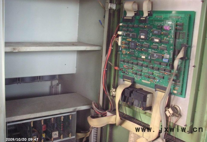 修理銷售改進(jìn)電花機(jī)，數(shù)控機(jī)床， 廈門數(shù)控機(jī)床維修廈門倍速特電火花機(jī)修理。廈門臺一電火花機(jī)修理廈門慶鴻電火花機(jī)修理