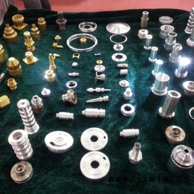 數(shù)控機(jī)床廠家SYMA/西碼上海西碼SNC-32L高速高精密斜床身數(shù)控機(jī)床