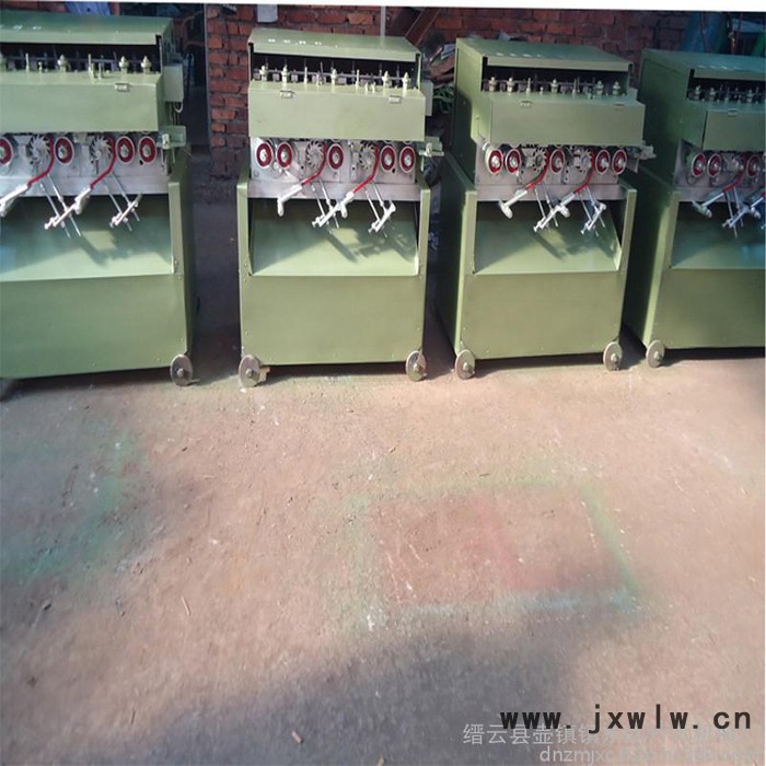 供應(yīng)筷子機(jī)  竹絲機(jī) 拉絲機(jī) 牙簽機(jī) 筷子機(jī)械 質(zhì)量保證價(jià)格優(yōu)惠