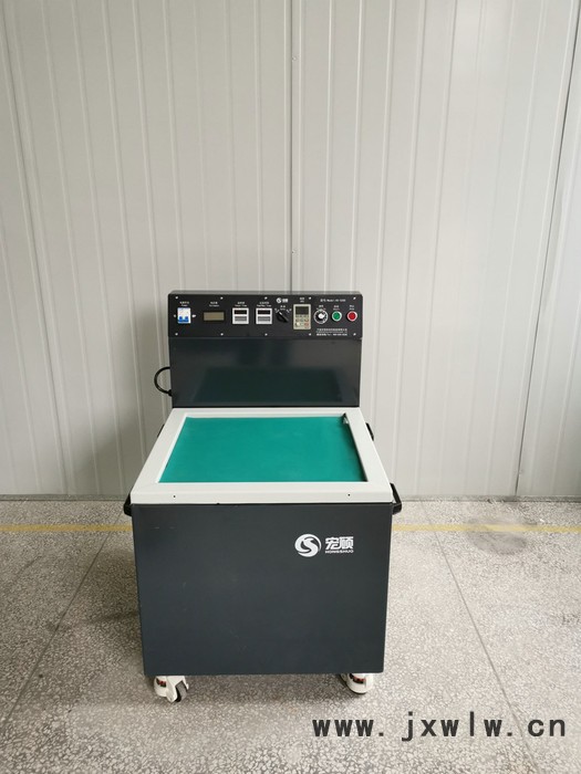 西安**磁力機(jī) 拋光機(jī) 磁力拋光機(jī)