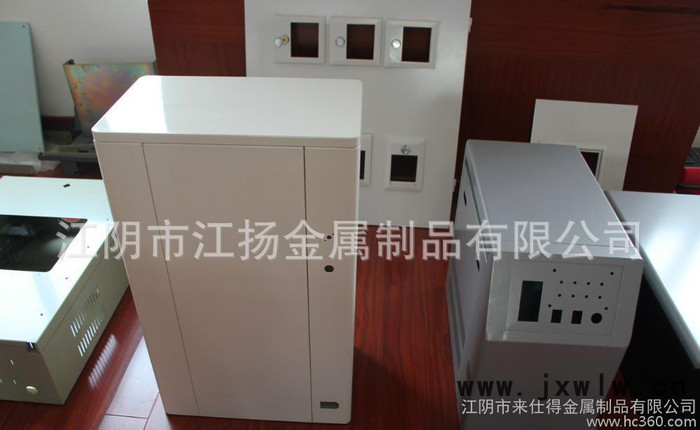 定制鈑金件加工、機(jī)箱機(jī)柜殼體。設(shè)備外殼加工、機(jī)架鈑金焊接加工