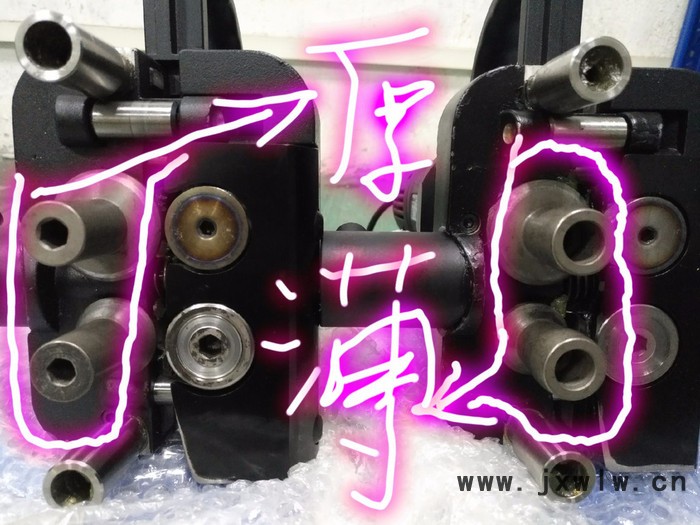 國(guó)產(chǎn)電動(dòng)合縫機(jī) TF25風(fēng)管合縫機(jī) 合縫機(jī) 通風(fēng)管道機(jī)械 鈑金設(shè)備 通風(fēng)制作設(shè)備 金屬材料加工 其他金屬材料加工設(shè)備