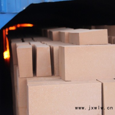 工業(yè)爐襯耐火磚 全型號規(guī)格 輕重材質(zhì)耐火磚 出廠價(jià)直發(fā) 可定制各項(xiàng)指標(biāo)