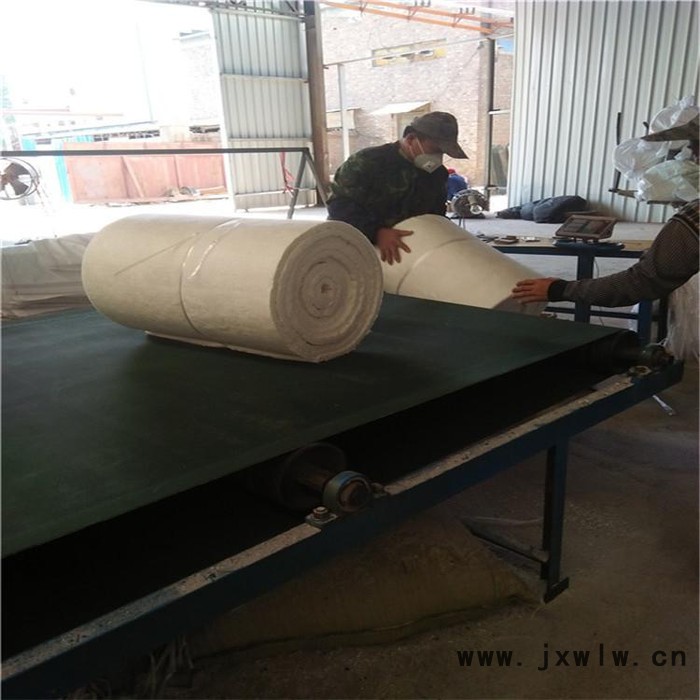《悅恒保溫》供應(yīng)工業(yè)爐用陶瓷纖維毯/鍋爐保溫毯耐火防火硅酸鋁毯