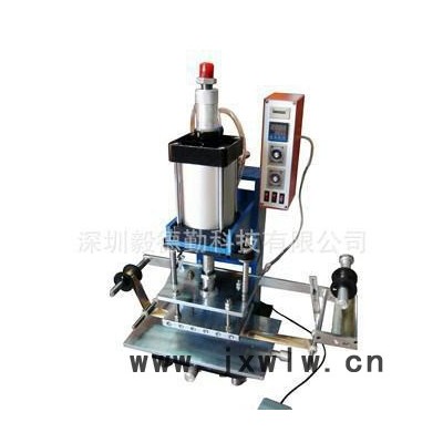 臺(tái)式氣動(dòng)燙金機(jī) 皮革圖案壓花機(jī) 小型皮革燙金機(jī)