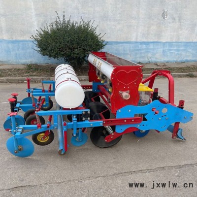 農(nóng)作物播種覆膜機(jī) 花生播種起壟噴藥覆膜機(jī) 毛豆播種蓋膜機(jī) 毛豆播種覆膜機(jī)