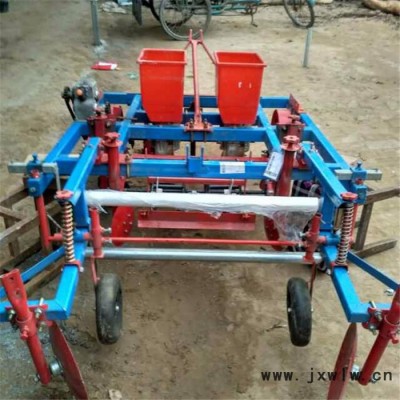 四行花生覆膜起壟施肥打藥播種機(jī) 花生播種機(jī) 起壟打藥覆膜機(jī)價(jià)格