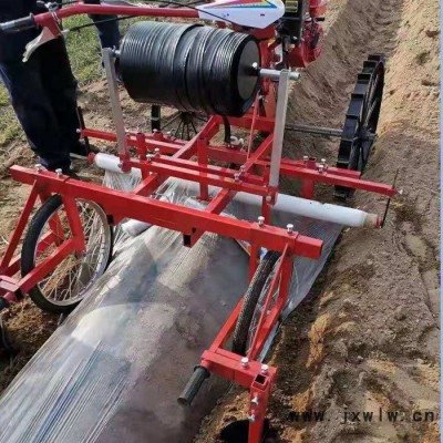 農(nóng)作物移栽覆膜機(jī) 春花生播種保濕地膜機(jī) 地膜寬度可調(diào)的蓋膜機(jī)廠(chǎng)家 農(nóng)作物覆膜機(jī)