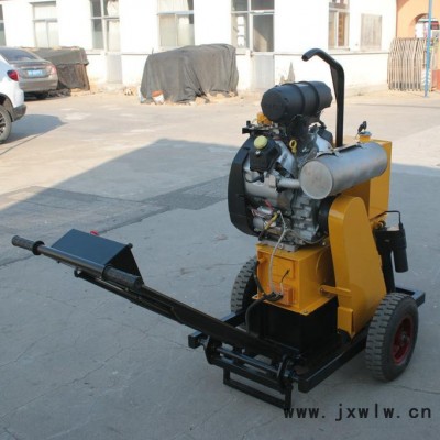 威海新寶機(jī)械 供應(yīng)      路面開槽機(jī)  V型開槽機(jī)   筑養(yǎng)路機(jī)械