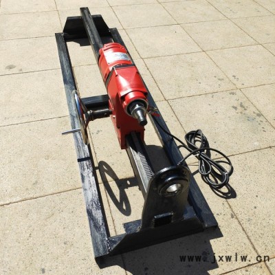 自來(lái)水過(guò)路打孔機(jī) 小型水鉆頂管機(jī)廠(chǎng)家  燃?xì)夤艿来蚩讬C(jī)