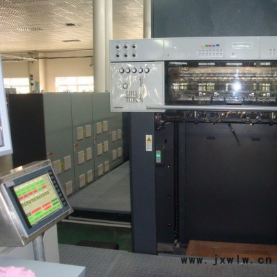 水冷UV光固機加裝于_海徳堡膠印機CD102上[印刷速度15000張H]