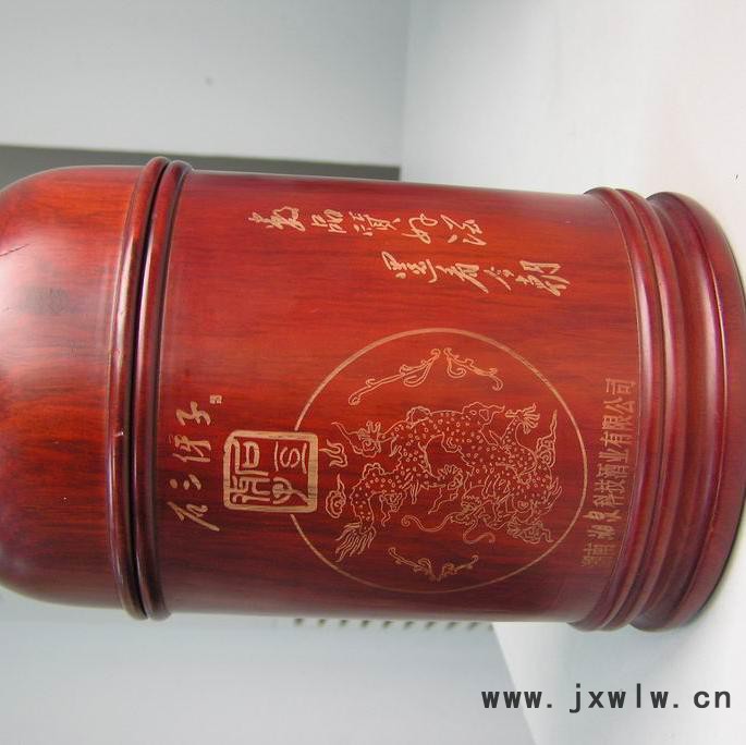 江蘇二氧化碳打標機價格，非金屬打標機，木頭刻字機，皮革打標，玻璃刻字打標