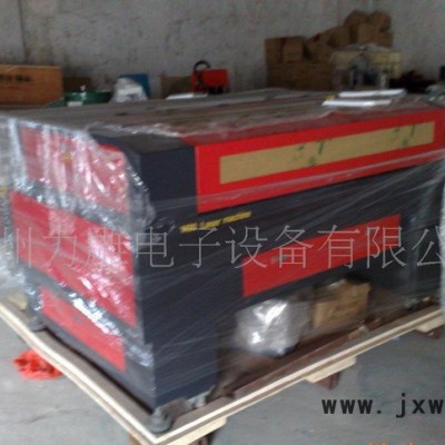 ,進口配件服裝打樣批量產(chǎn)型雙頭激光機 橡皮雕刻 激光雕刻機