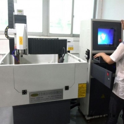 模具雕刻機 小型電腦雕刻機 金屬雕刻機 木工雕刻機 立體浮雕