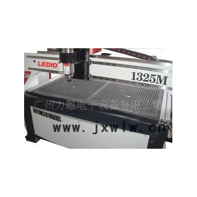 ,廣告高速型雕刻機(jī)家具雕刻機(jī) 帶真空吸附臺(tái)面 1.3*2.5米