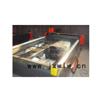 切割機(jī)工作臺面,白鋼板等離子數(shù)控切割機(jī)工作臺面1300*2500mm
