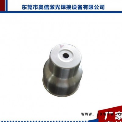 直銷  不銹鋼產(chǎn)品焊接機(jī)  新型激光焊接設(shè)備 金屬焊接機(jī)