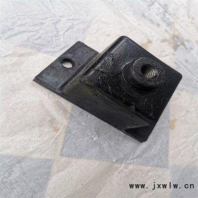 路通LTC3噸 6噸 發(fā)動(dòng)機(jī)減震塊