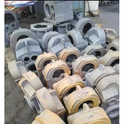 R系列 減速機(jī) 斜齒輪減速機(jī) 齒輪減速機(jī)廠家 硬齒面齒輪減速機(jī)