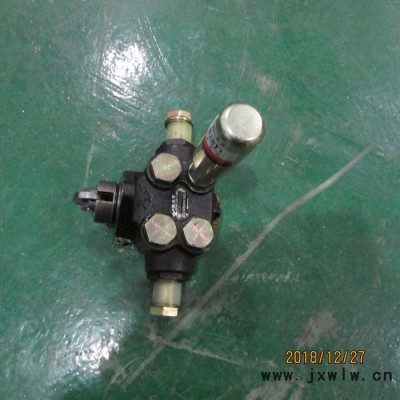 供應(yīng)上柴發(fā)動機配件F/GY208-S305A輸油泵