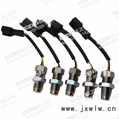 湖北三一挖掘機(jī)配件B240600000235三一挖掘機(jī)三菱發(fā)動機(jī)轉(zhuǎn)速傳感器MC849577