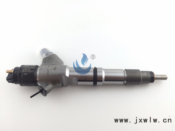 0445120357 120噴油器總成 重汽豪沃國(guó)四發(fā)動(dòng)機(jī) 噴油器總成VG1034080002