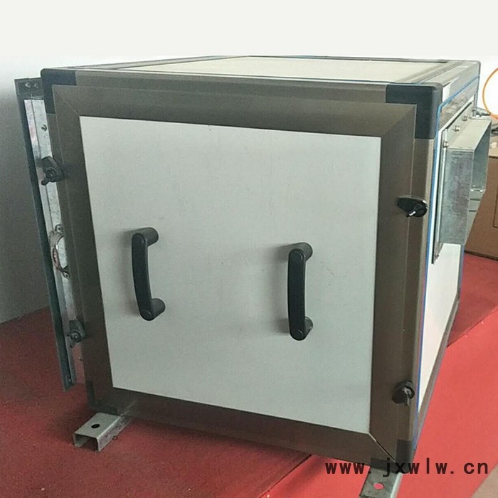 真誠(chéng)|型號(hào)齊全 風(fēng)機(jī)箱