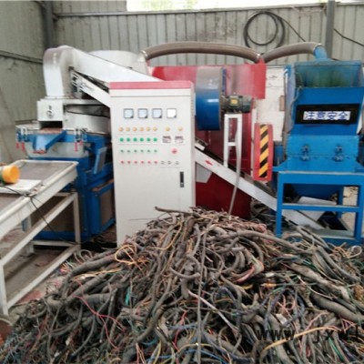 凱迪小型銅米機(jī) 干式銅鋁塑分離設(shè)備 600型電線專用銅米機(jī)