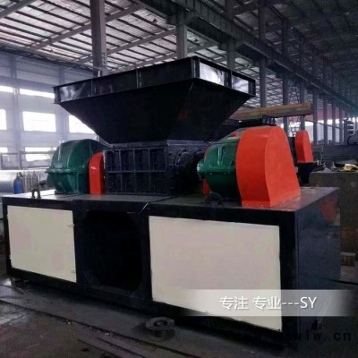 供應廢品粉碎設備撕碎設備管材撕碎機視頻雙軸撕碎機工作原理廢舊型材撕碎設備適用范