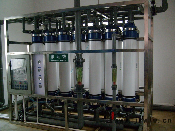 東莞市建源水有限公司專業(yè)生產(chǎn)水過濾桶、過濾設(shè)備