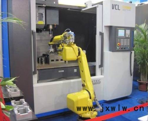 天津愛碼信提供FANUCM-2000iA工業(yè)機器人自動化機床上下料機器人系統(tǒng)集成