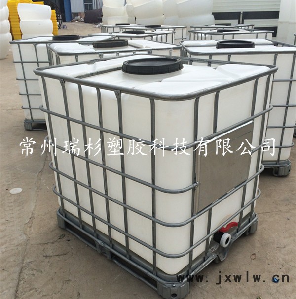 噸桶-12