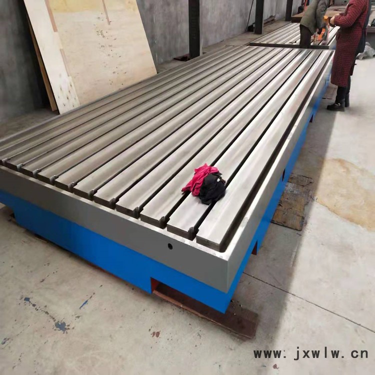 承德平泉鑄造機(jī)床工作臺鑄件機(jī)床附件承接各類異型大尺寸機(jī)件