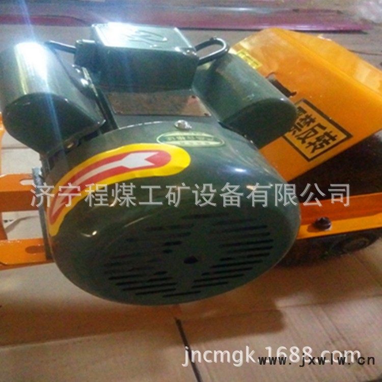 電動(dòng)除銹機(jī)2
