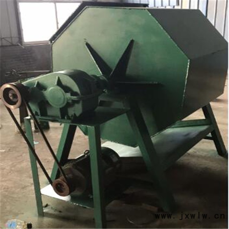 安遠(yuǎn)鐵除銹翻新拋光機(jī)自制滾筒拋光機(jī) 