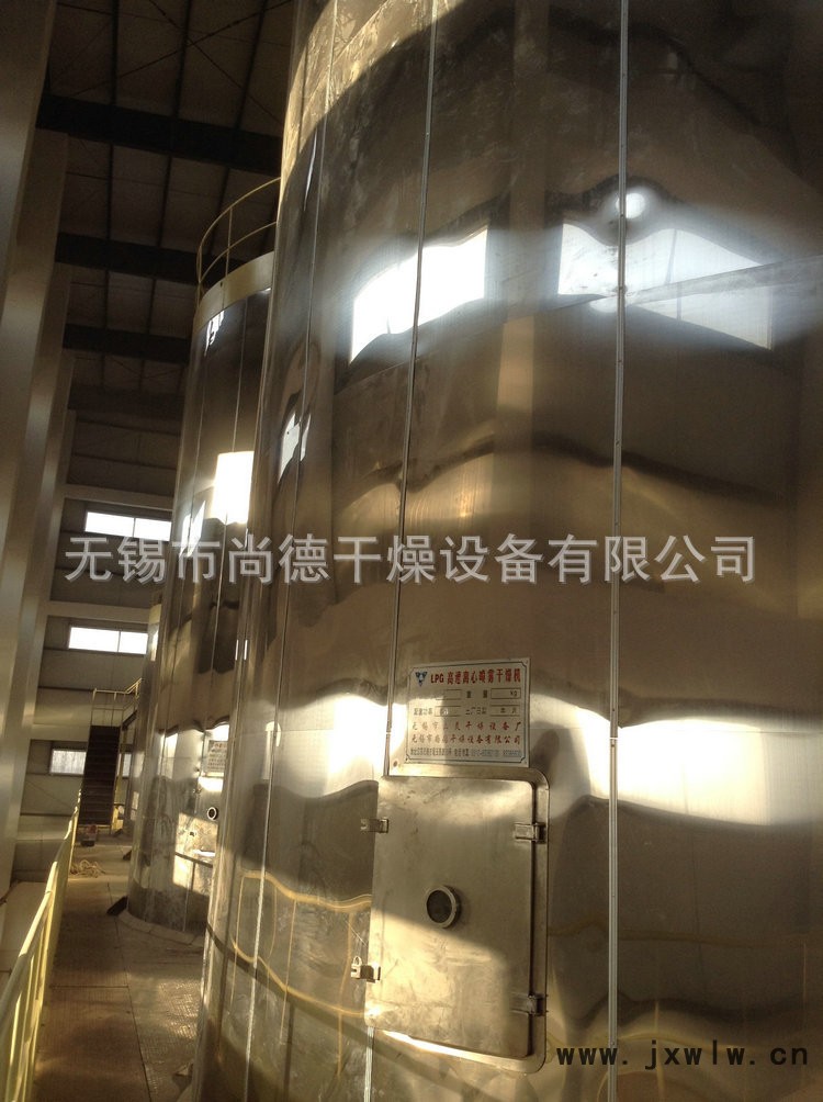 LPG高速離心噴霧干燥設(shè)備四臺并排_看圖王(1)