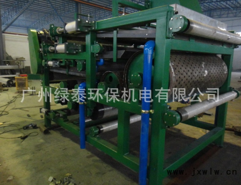 帶式壓濾機(jī)壓榨機(jī)脫水機(jī)陶瓷機(jī)15622758282